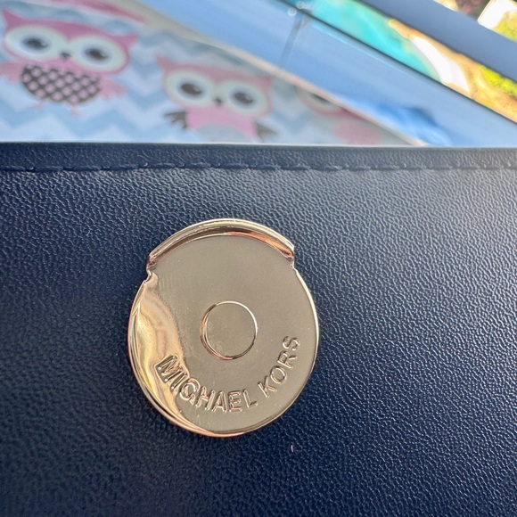 Michael Kors Carson Leopard Calf Hair Crossbody Clutch – Wallet on Chain NWT - Picture 5 of 16